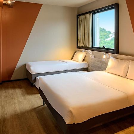 Ibis Budget Balneário Camboriú Zewnętrze zdjęcie