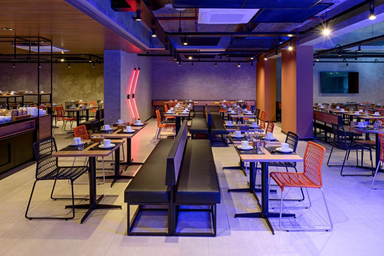Ibis Budget Balneário Camboriú Zewnętrze zdjęcie