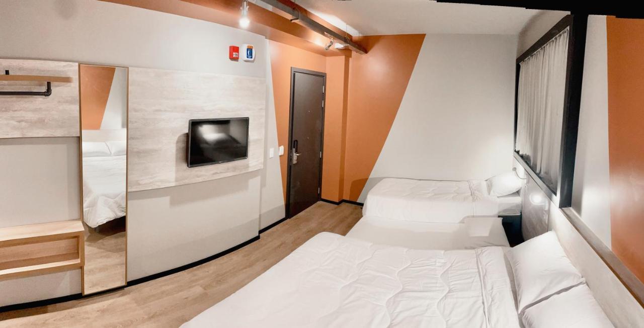 Ibis Budget Balneário Camboriú Zewnętrze zdjęcie